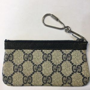 Flash sale vintage Gucci